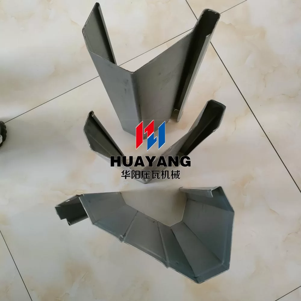 Feed Gutter Roll Forming Machine